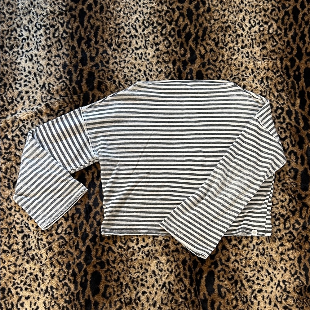 French Chic Grey and White Striped Long Sleeve Top Cropped fit